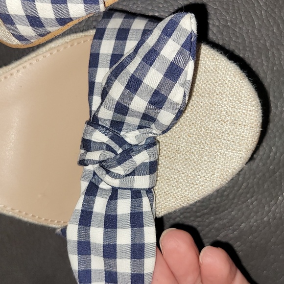 BCBG Heels - Picture 9 of 13